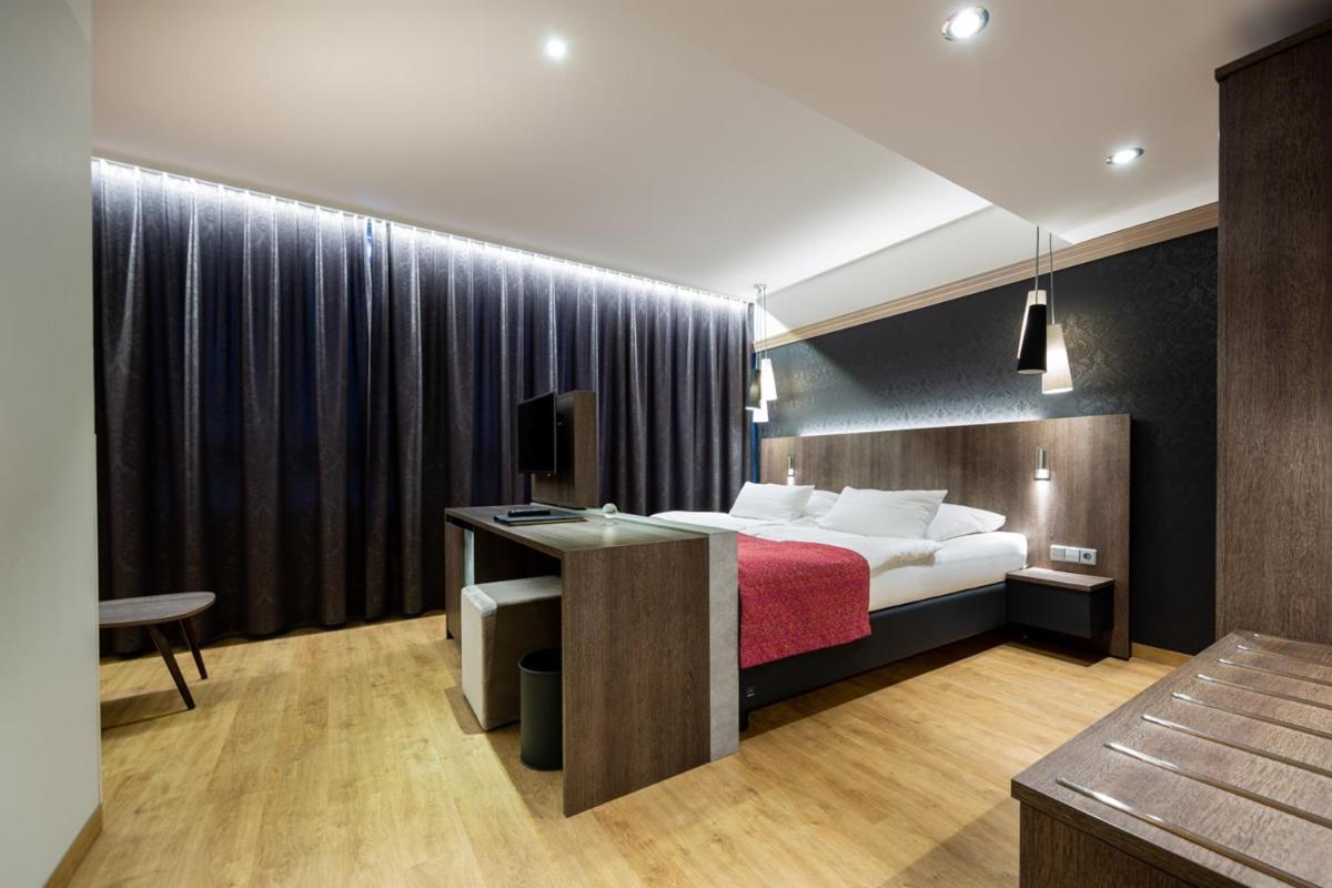 שטוטגרט Kronenhotel מראה חיצוני תמונה