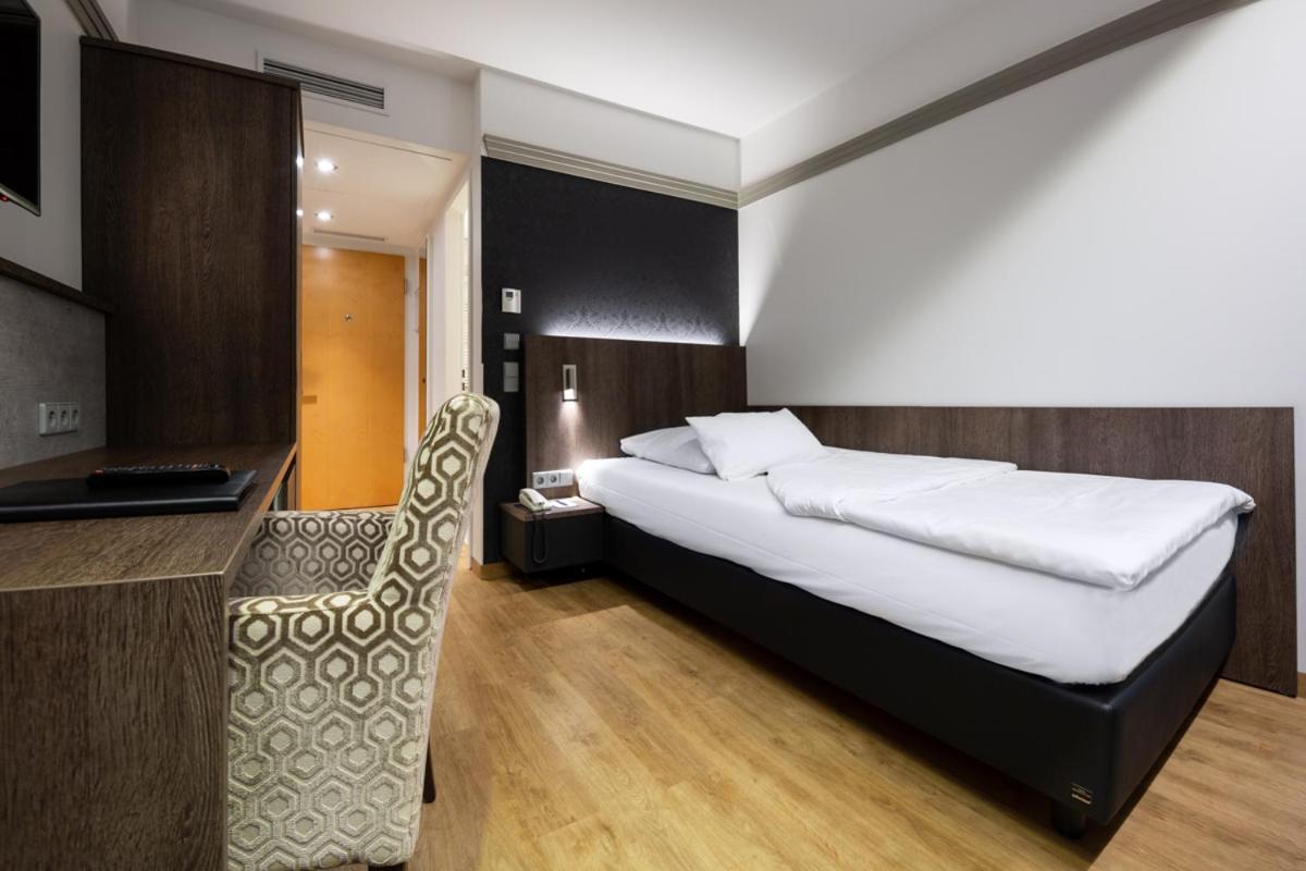 שטוטגרט Kronenhotel מראה חיצוני תמונה
